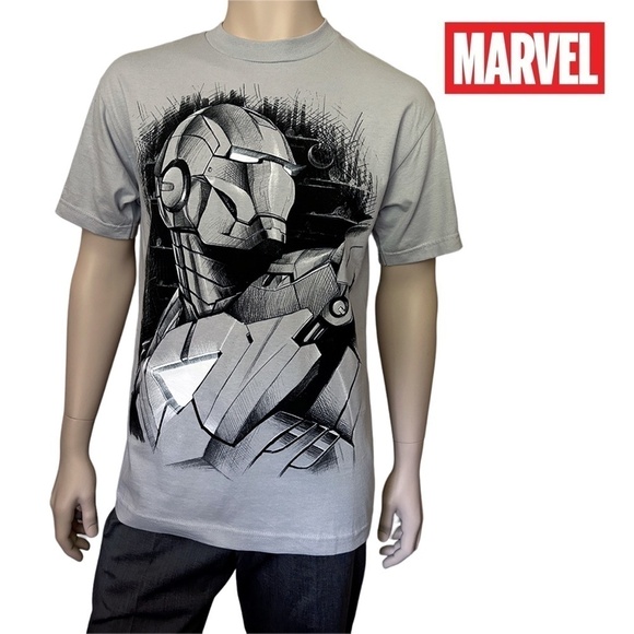 Marvel Comics Iron Man 2 Graphic Tee t-shirt Top Shirt Short Sleeve 100% Cotton - Picture 1 of 11